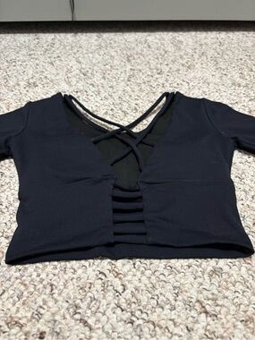 SHEIN Black Crisscross Ladder-Front Crop Top